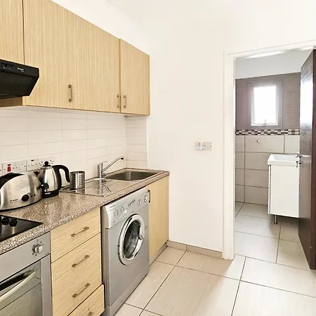 Apartment Phaedrus Living Ledras Residences 104 *